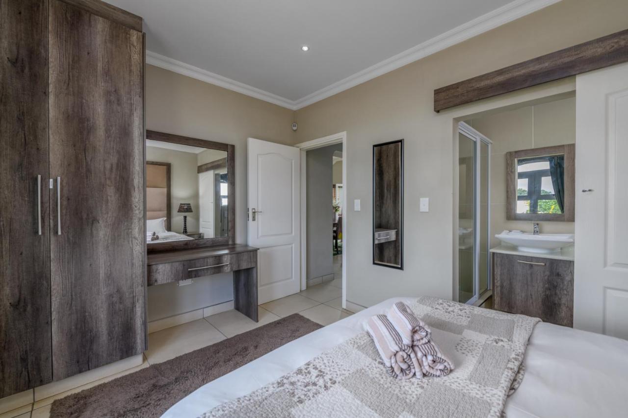 פורט אדוארד Villa Caylee Caribbean Estates - Ultra-Luxurious - Rimas Interiors Designs - Private Beachfront Escape - Premium Serviced For 8 Guests מראה חיצוני תמונה